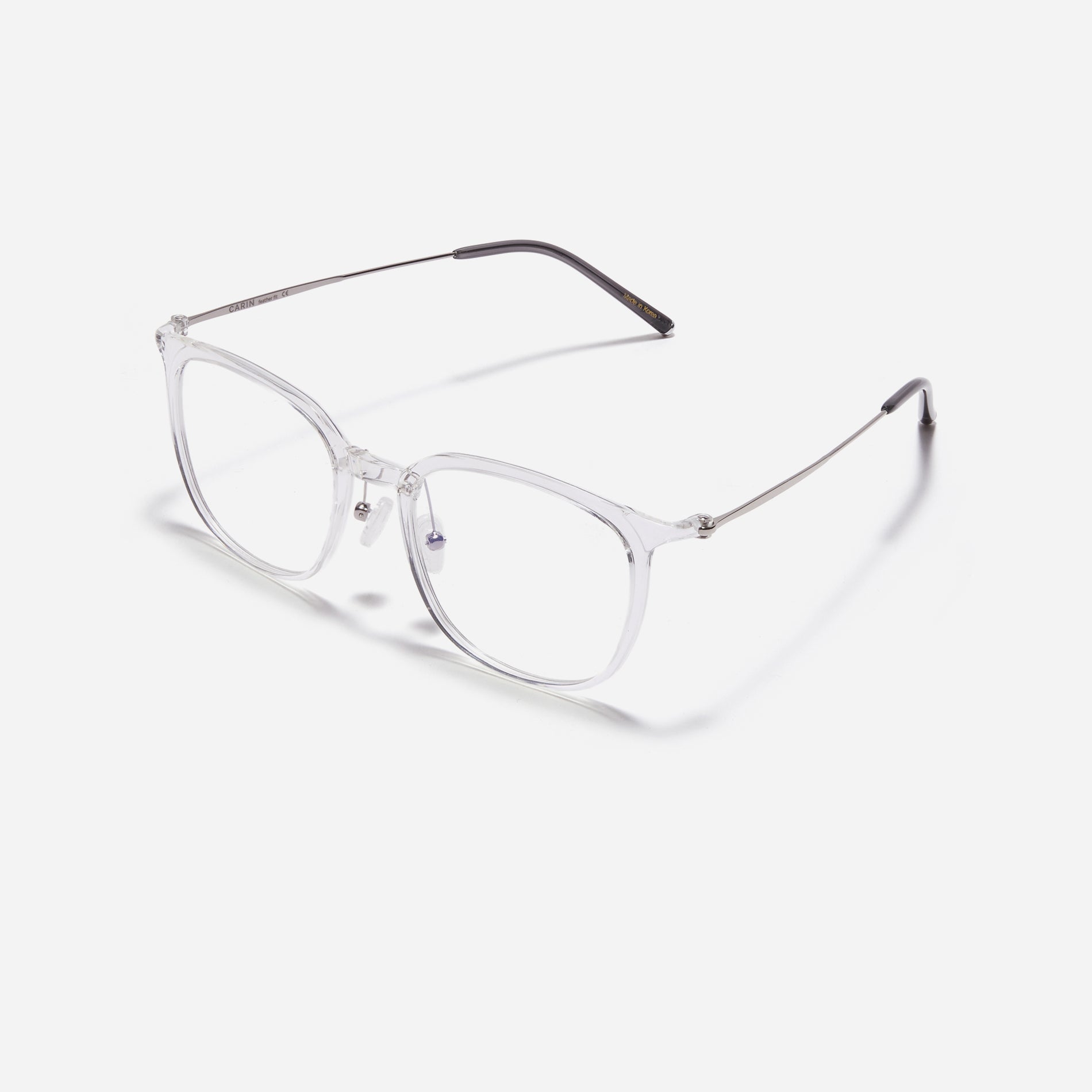 Ultra-lightweight, round square-shaped acetate eyeglasses that offer robust durability that resists breakage. Incorporated with CARIN's patented anti-loosening hinge technology, they ensure a consistently comfortable fit.