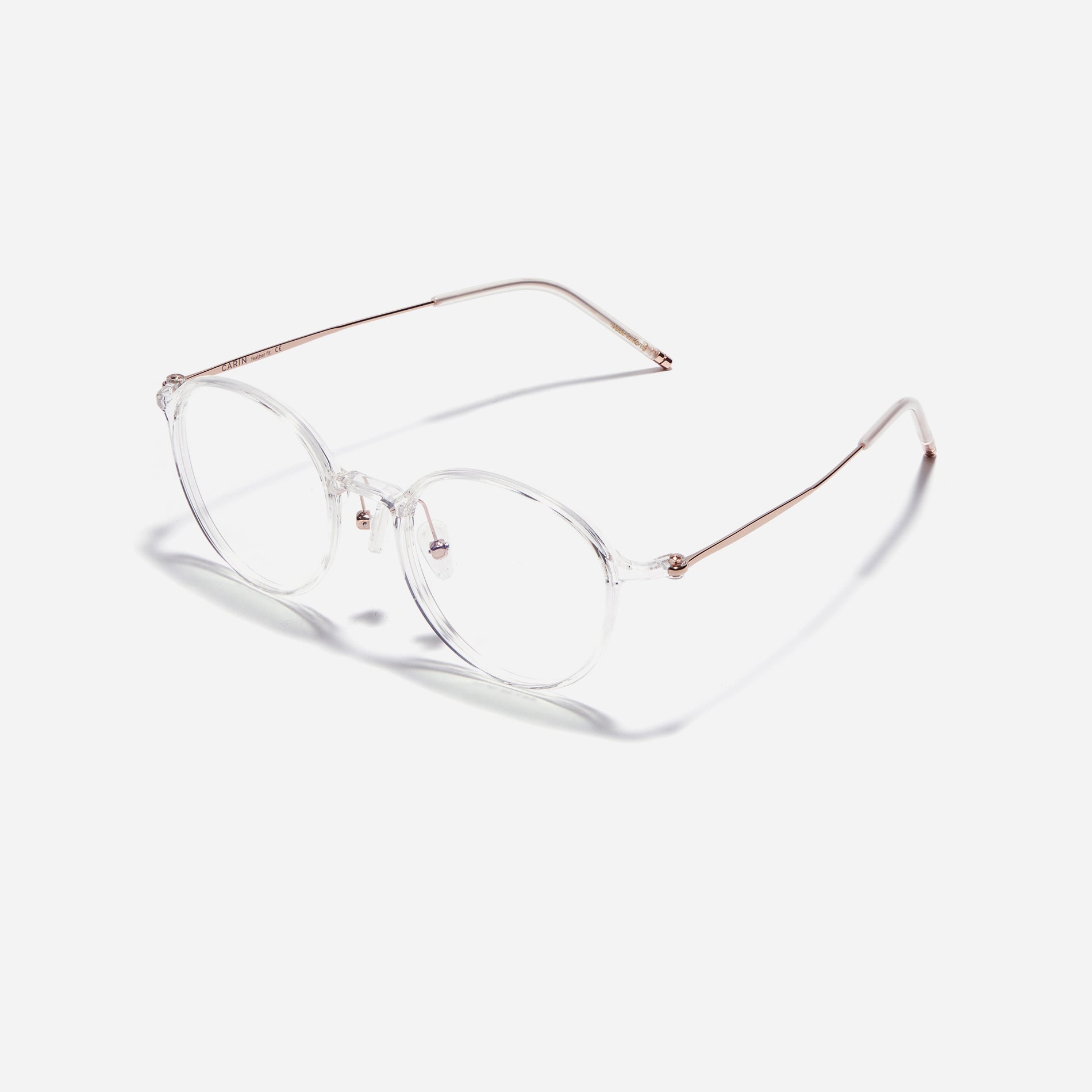 Ultra-lightweight round-shaped eyeglasses crafted using cutting-edge materials sourced from the French company ARKEMA. These glasses offer robust durability and consistently comfortable fit.