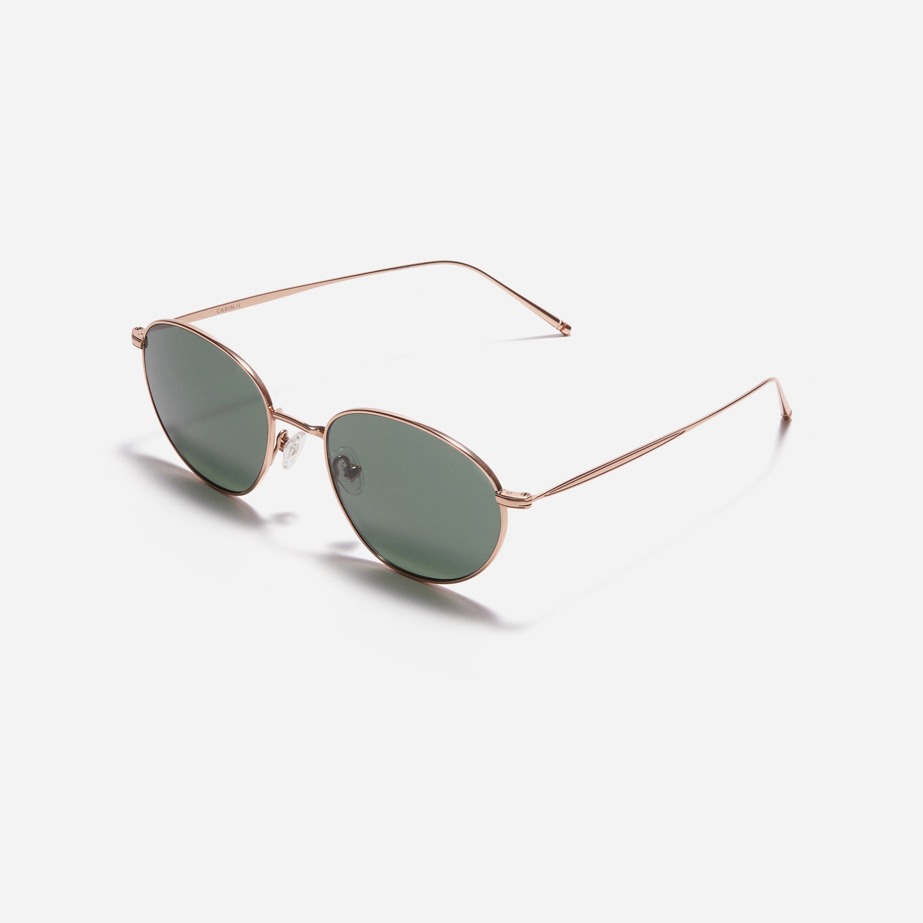 Idell sunglasses feature sleek metal frame with a narrow design. Crafted entirely from titanium, they guarantee a lightweight and comfortable fit. Available in color variations that naturally complement facial features, they provide a soft and versatile style for everyday wear.
