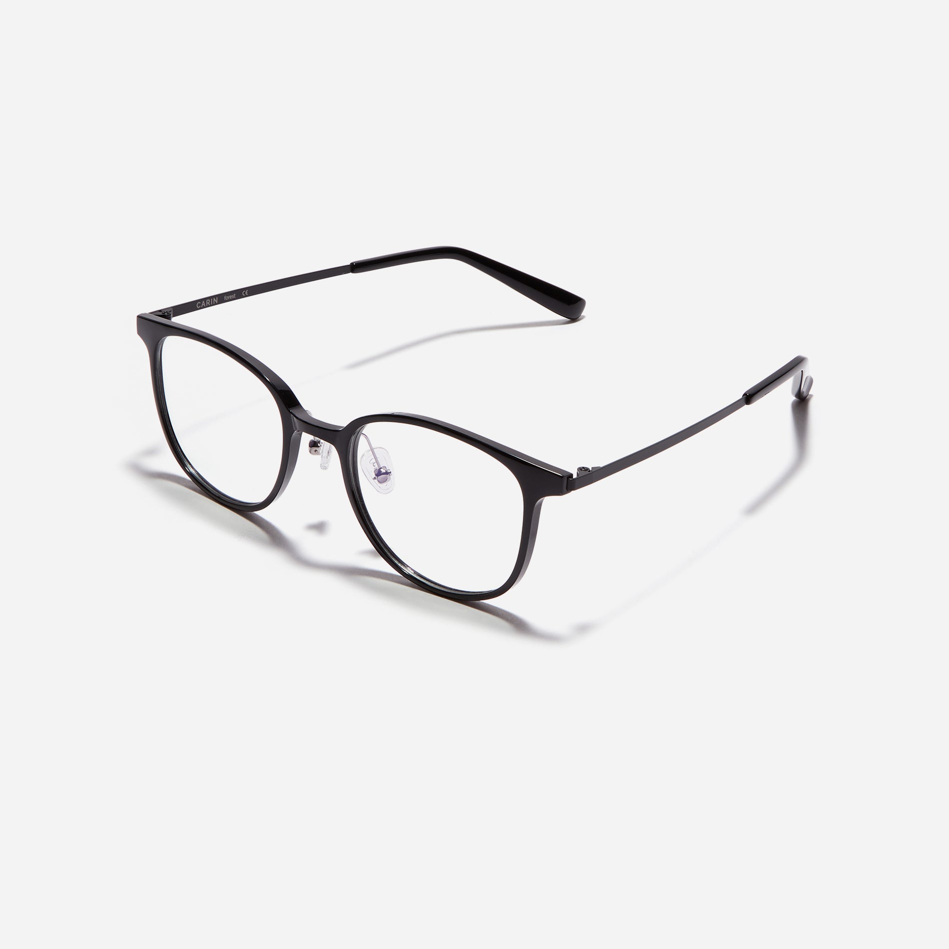 Square-shaped combination eyeglasses that provide a comfortable and durable wearing experience through a frame crafted using cutting-edge materials sourced from the French company ARKEMA, along with stainless Wagner steel temples.