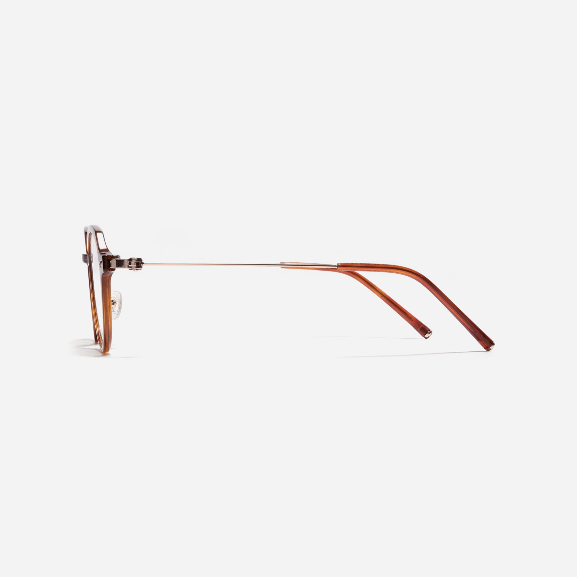 Polygonal-shaped eyeglasses crafted with a blend of G850 bio-plastic and stainless steel, ensuring resilience against breakage. Incorporated with CARIN's patented anti-loosening hinge technology, these eyeglasses ensure a consistently comfortable fit.
