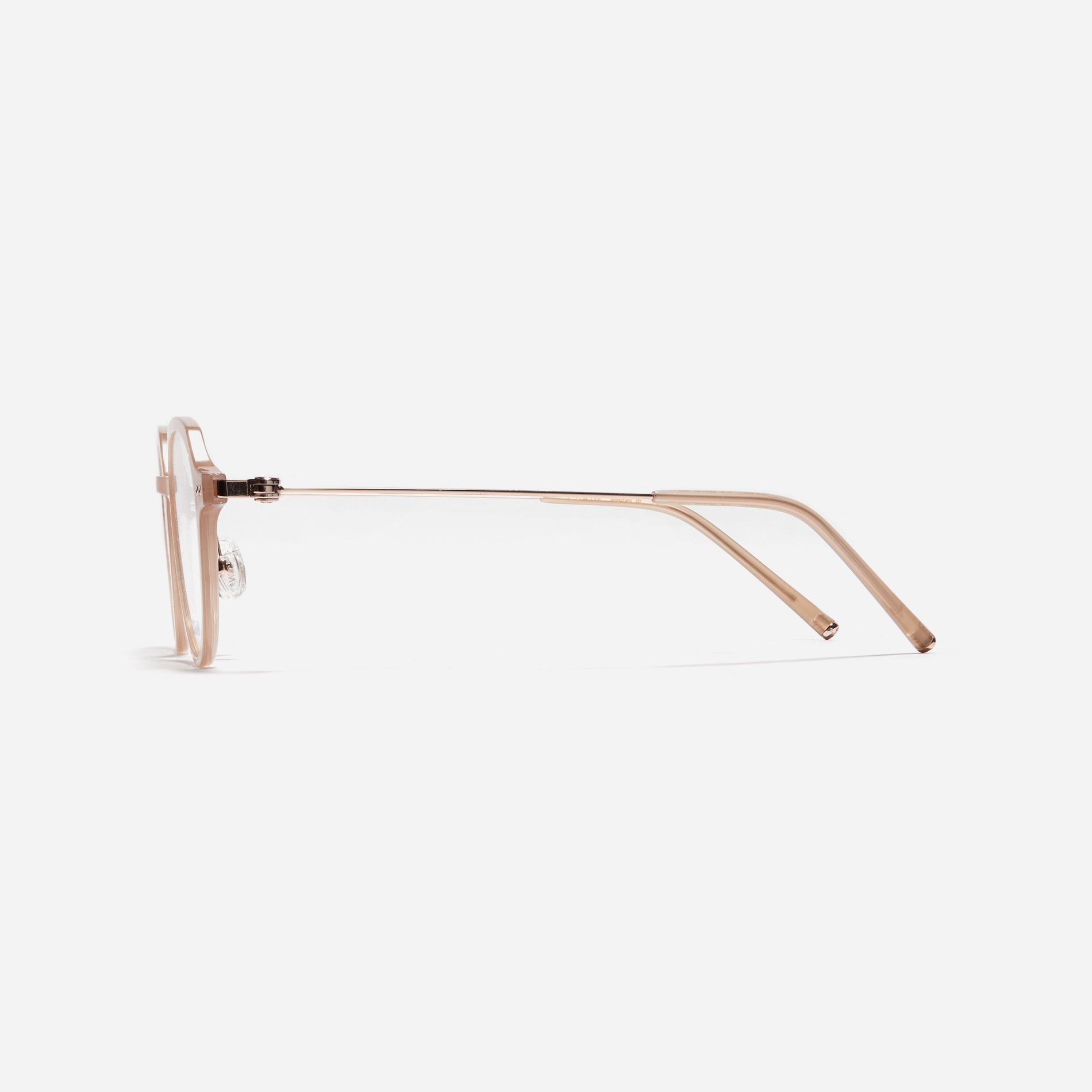 Polygonal-shaped eyeglasses crafted with a blend of G850 bio-plastic and stainless steel, ensuring resilience against breakage. Incorporated with CARIN's patented anti-loosening hinge technology, these eyeglasses ensure a consistently comfortable fit.