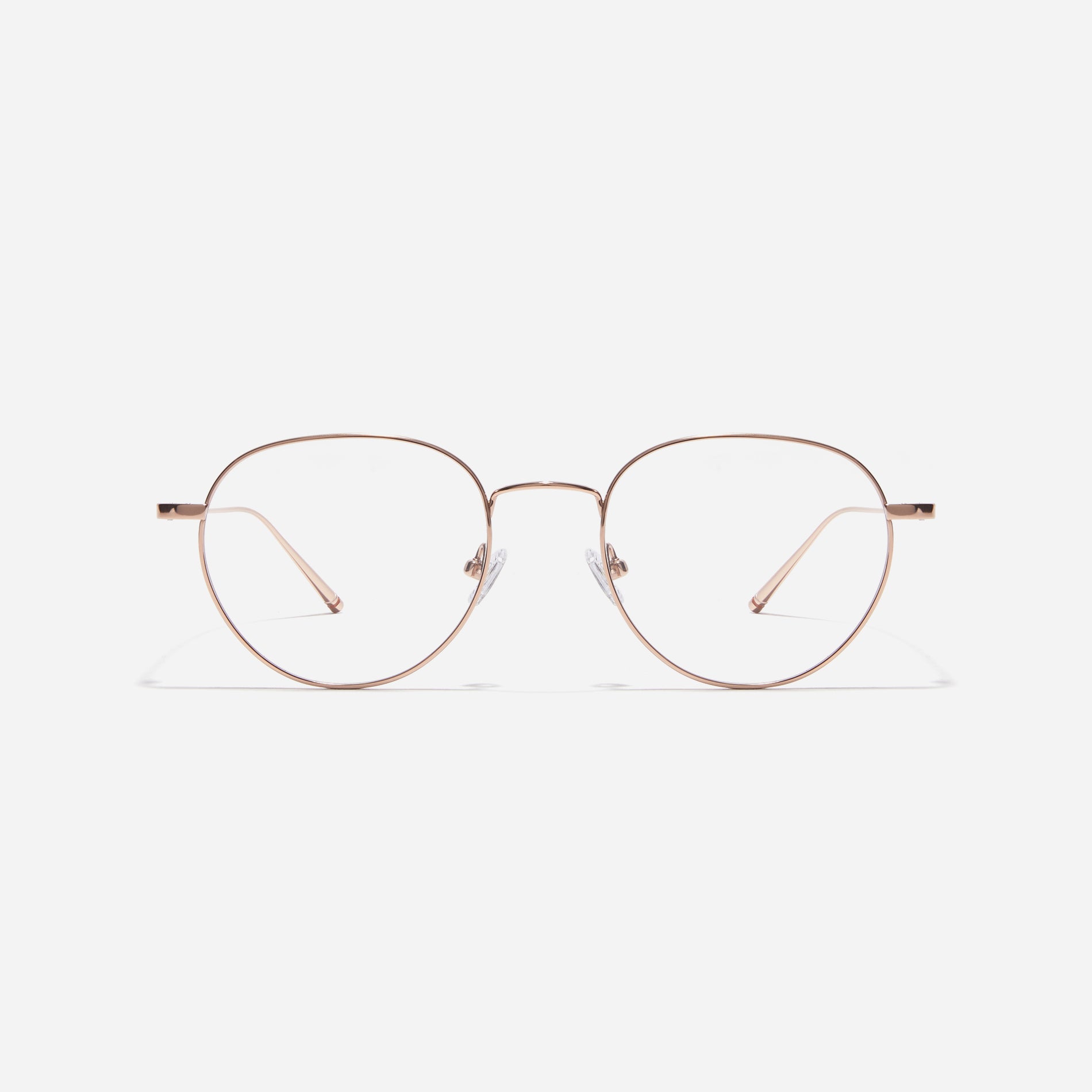 Polygon-shaped eyeglasses designed to effortlessly complement all face shapes. Crafted entirely from titanium, they ensure a remarkably light and durable wearing experience. Lika's casual design adds a fashionable touch to your daily look.