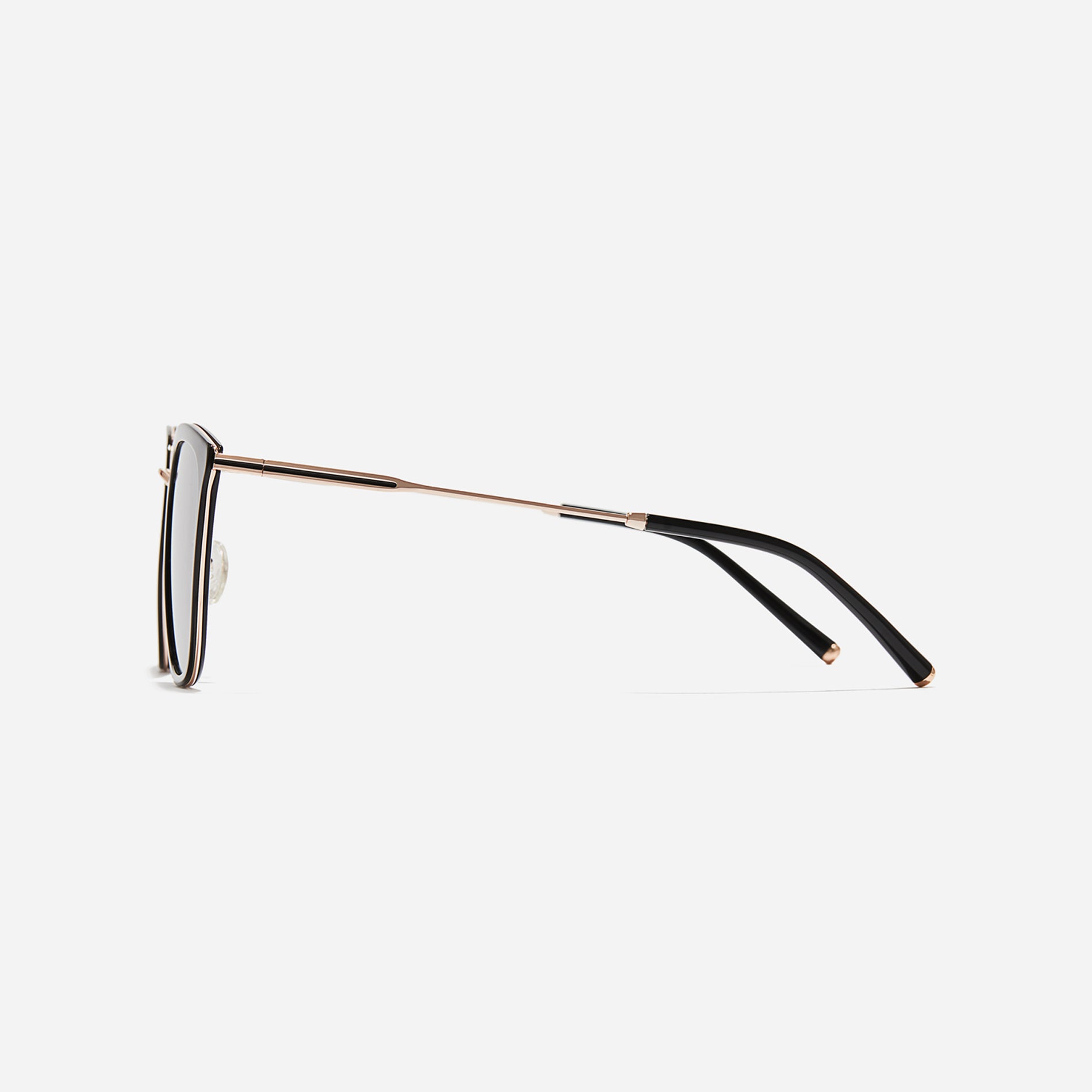 Combination sunglasses featuring flat lenses that ensure 100% UV protection, and unique nose bridge details.
