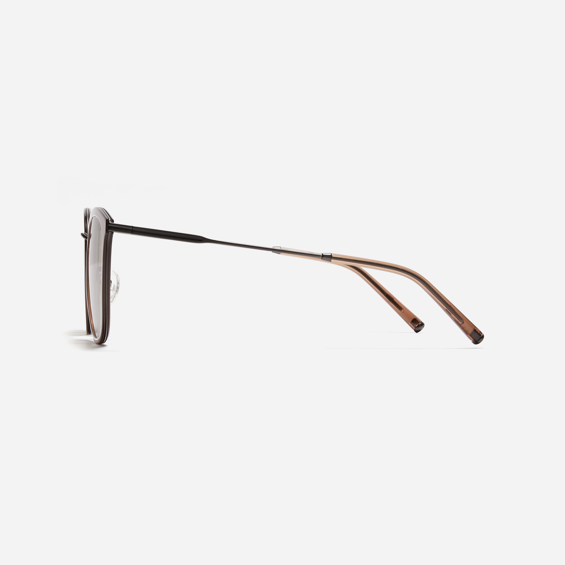 Combination sunglasses featuring flat lenses that ensure 100% UV protection, and unique nose bridge details