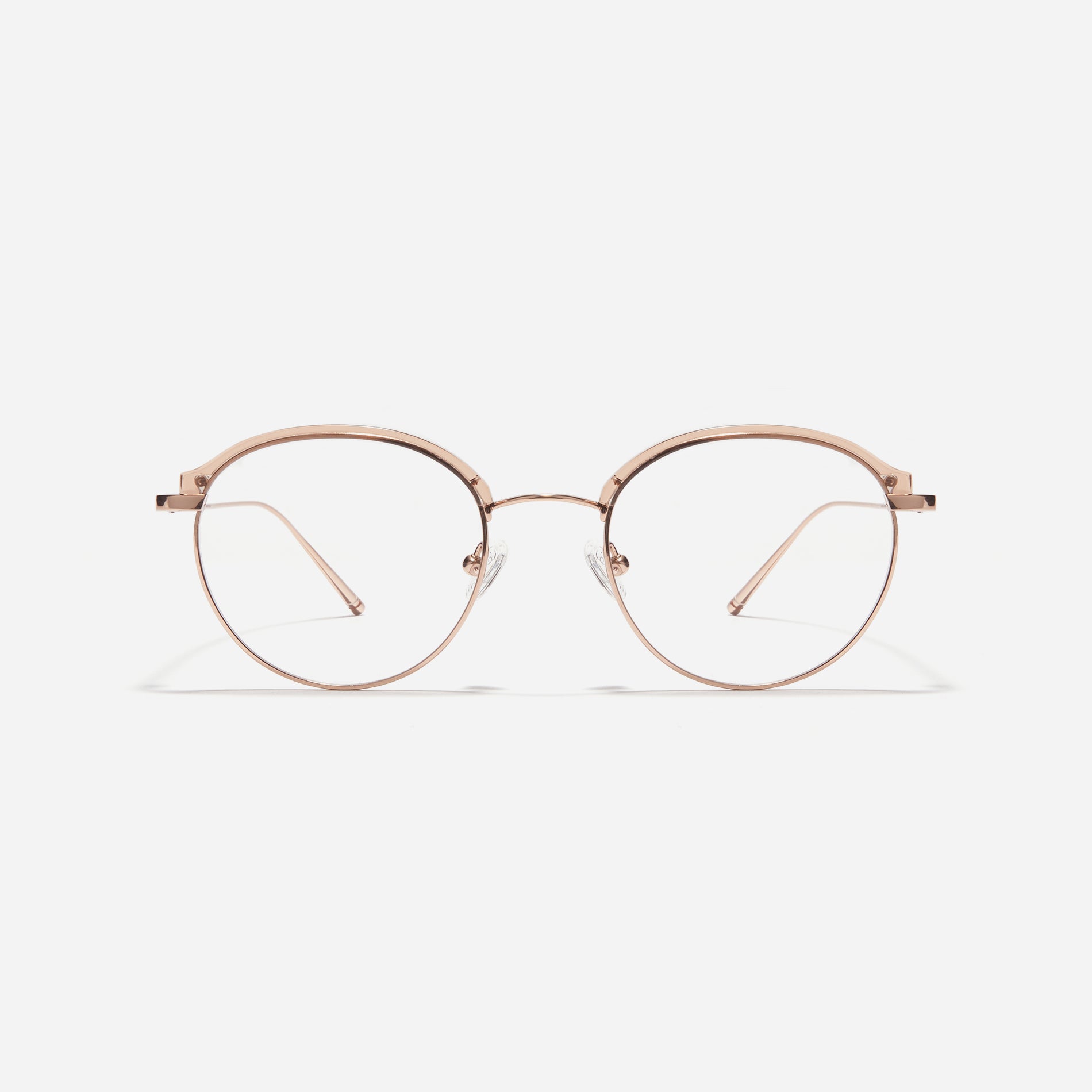 Round-shaped combination eyeglasses with a semi-rimless design. Plia R design incorporates dual lining on the tips to prevent slipping and ensure a consistently comfortable wearing experience.