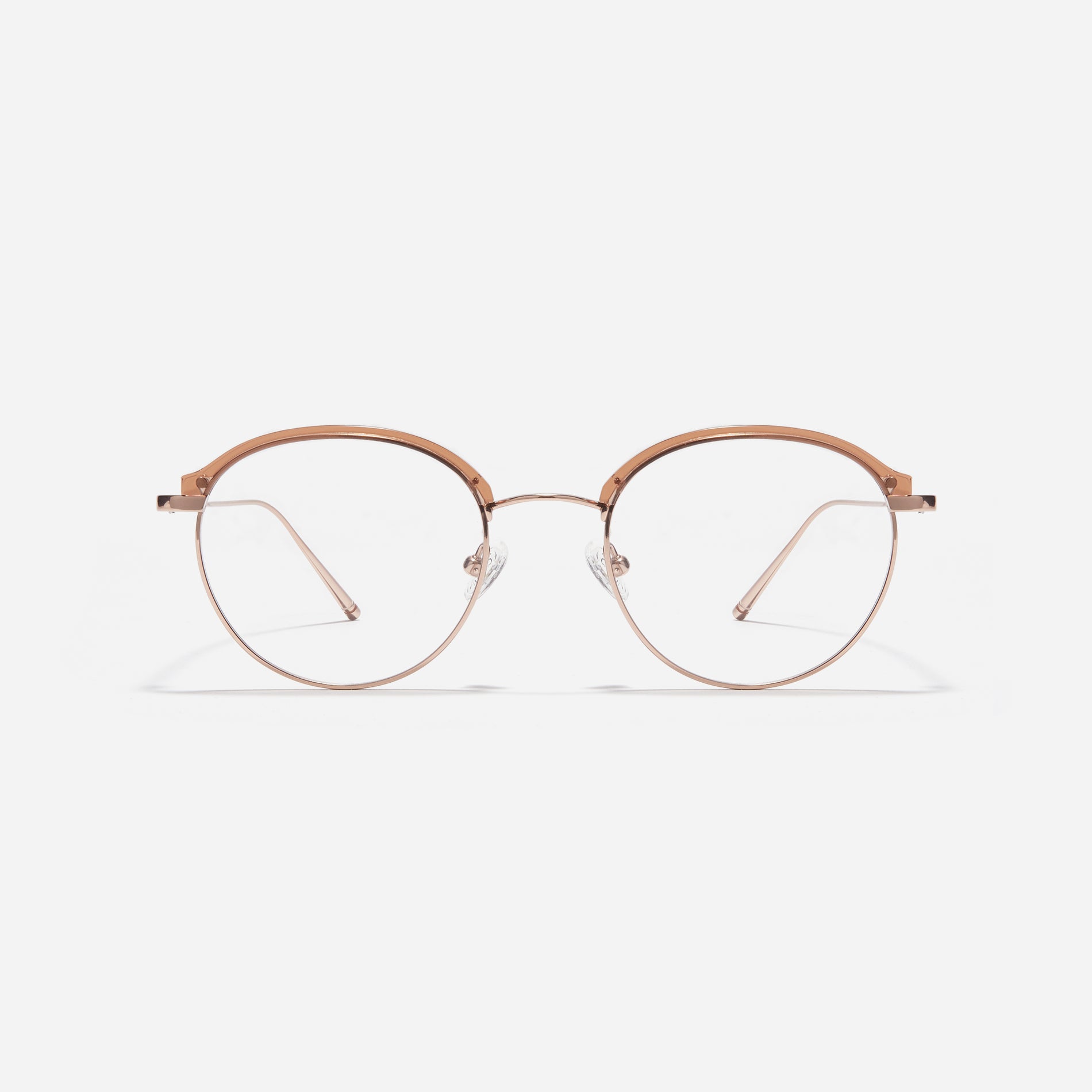 Round-shaped combination eyeglasses with a semi-rimless design. Plia R design incorporates dual lining on the tips to prevent slipping and ensure a consistently comfortable wearing experience.