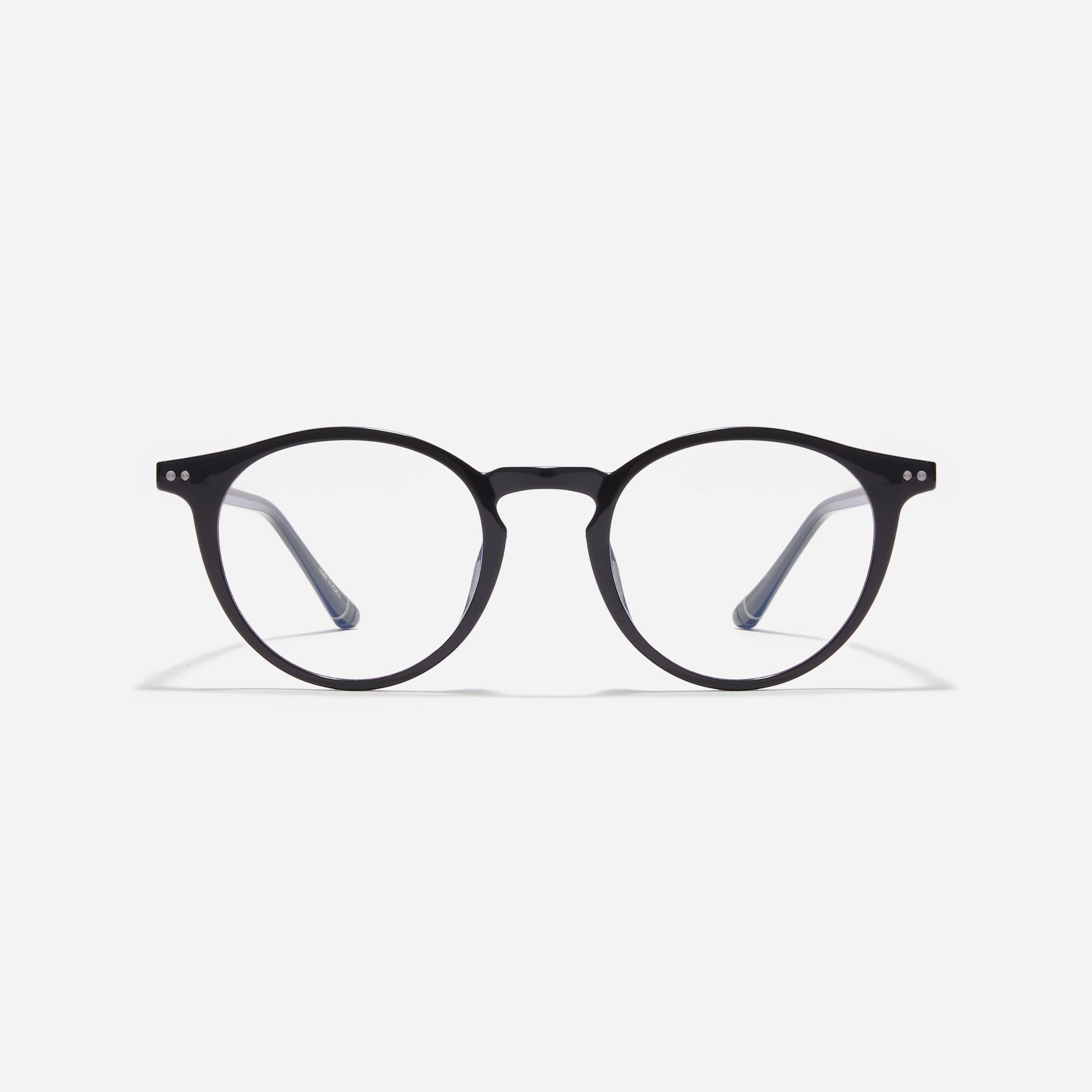 Round-shaped horn-rimmed eyeglasses featuring a sturdy and lightweight frame. Rena design incorporates dual lining on the tips to prevent slipping and ensure a consistently comfortable wearing experience.