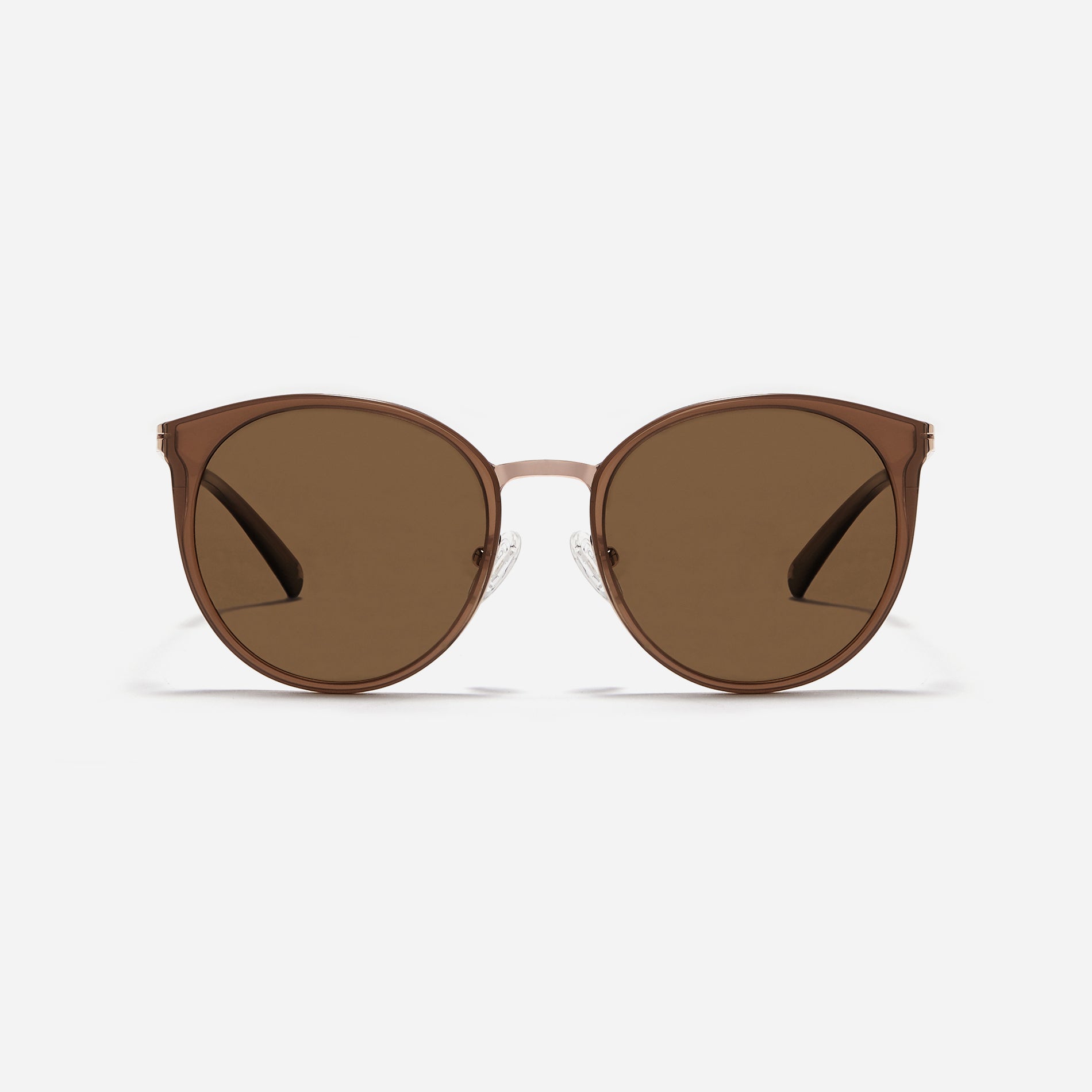 Round-shaped combination polarized sunglasses that feature delicate acetate rims and metal structural details.