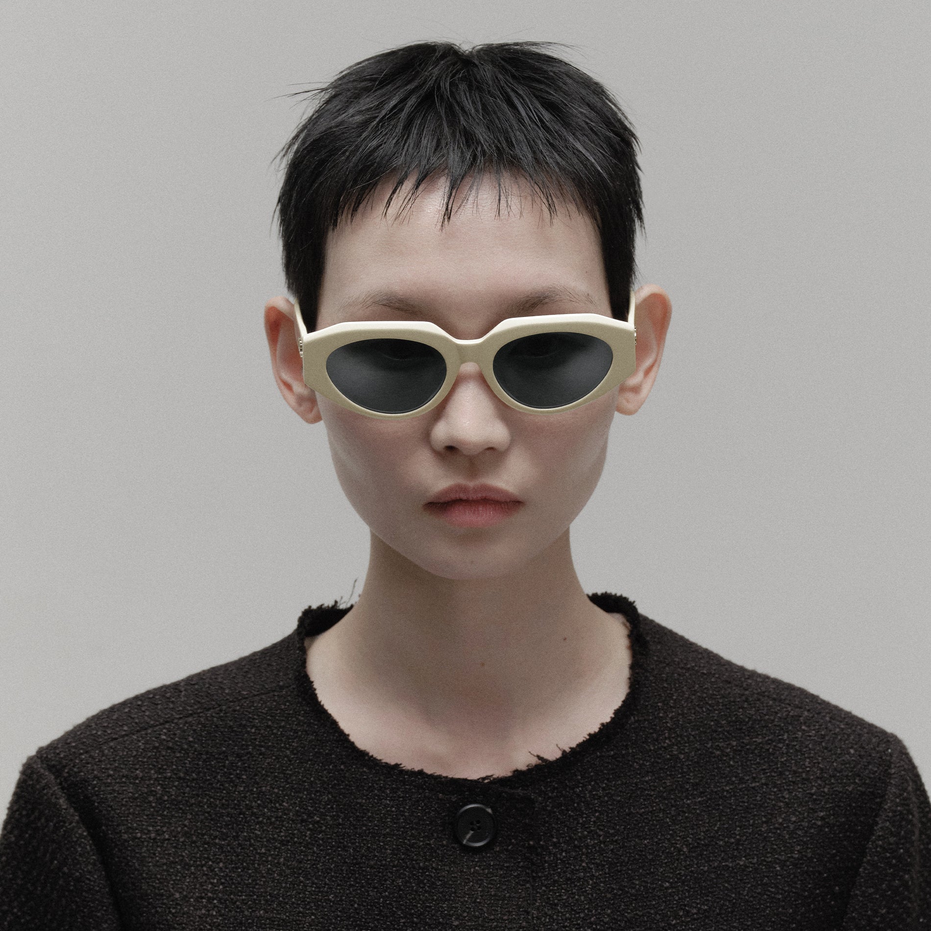 CARIN x OIOICOLLECTION